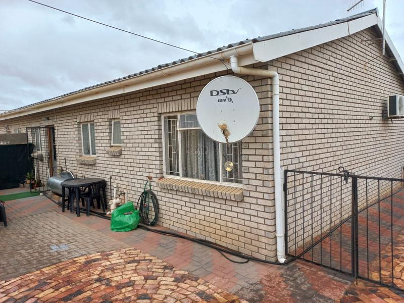 3 Bedroom Property for Sale in Vanrhynsdorp Western Cape